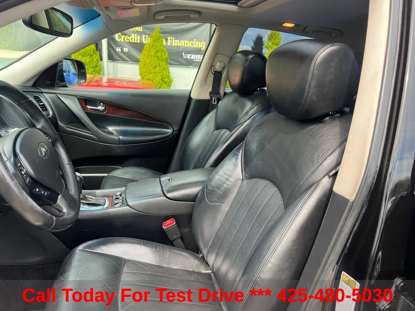 Used 2016 INFINITI QX50 AWD w/ Technology Package image 12