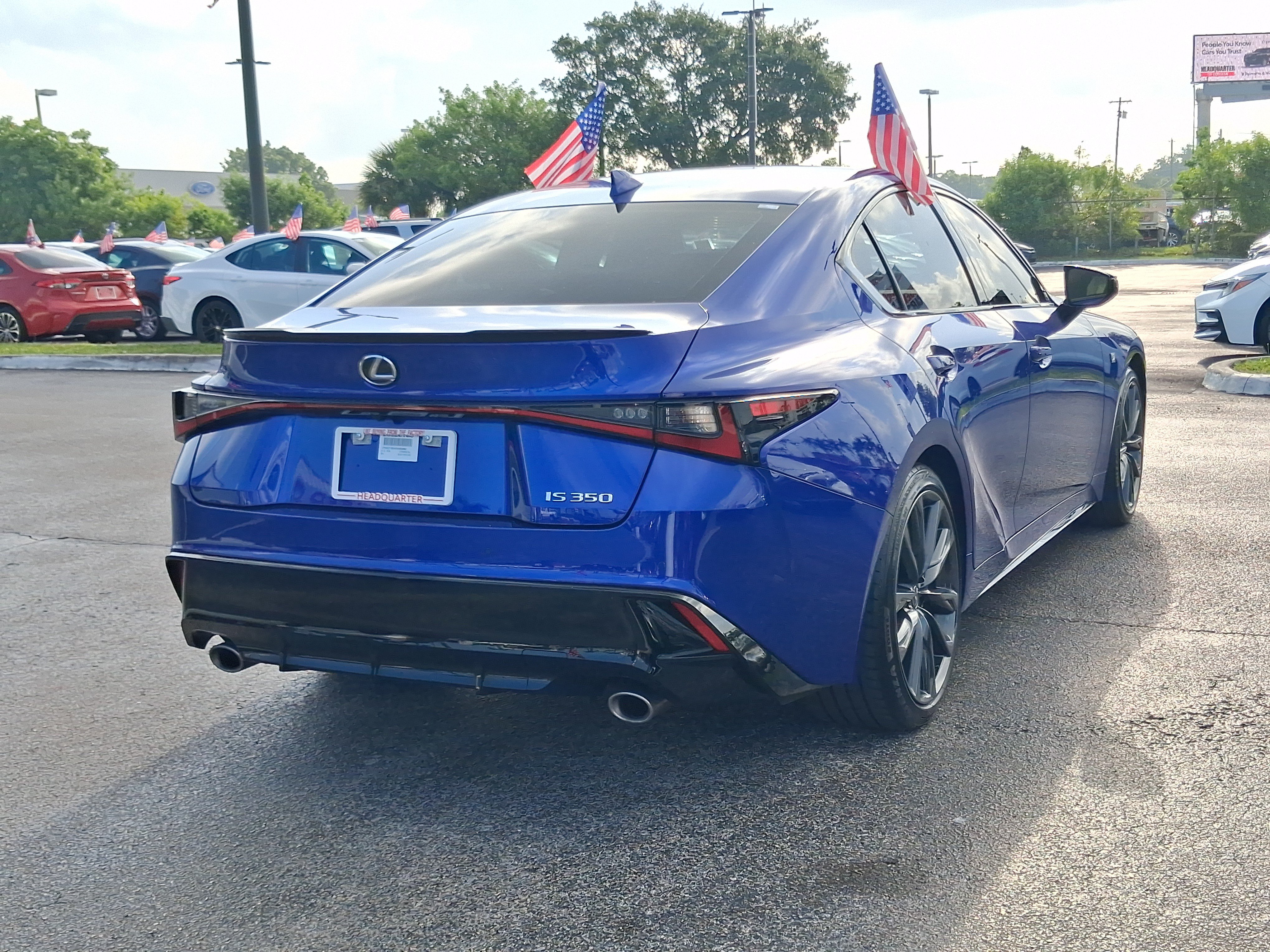 Used 2025 Lexus IS 350 F Sport w/ Accessory Package 2 RWD image 11