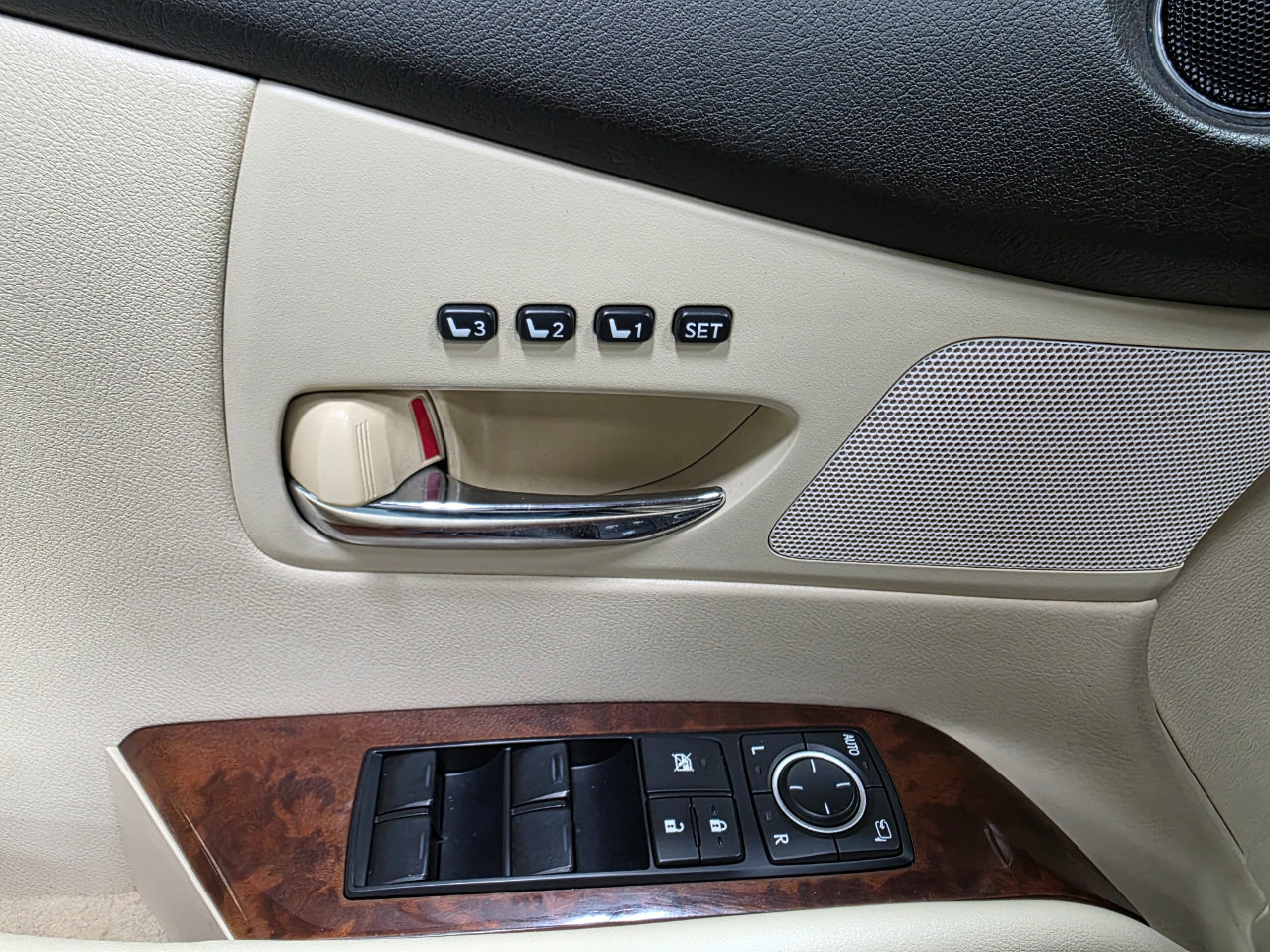 Used 2013 Lexus RX 350 2WD image 18