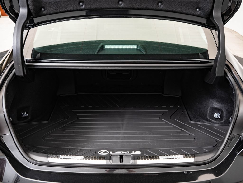 Certified 2024 Lexus ES 300h Ultra Luxury FWD image 19