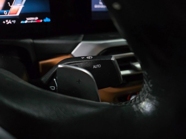 Used 2024 BMW 430i xDrive Convertible w/ Convenience Package image 21