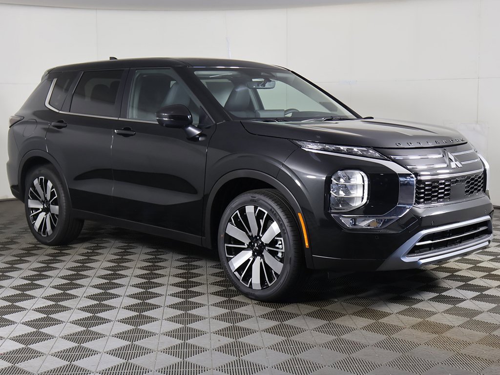 New 2025 Mitsubishi Outlander SE image 2