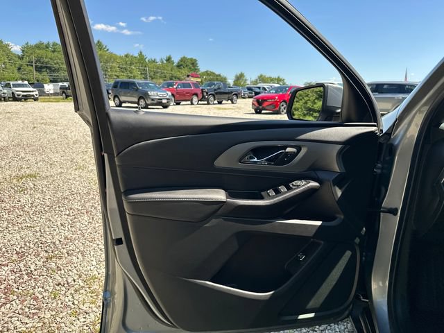 Certified 2023 Chevrolet Traverse LT w/ Rear Camera Mirror Package AWD/4WD image 23