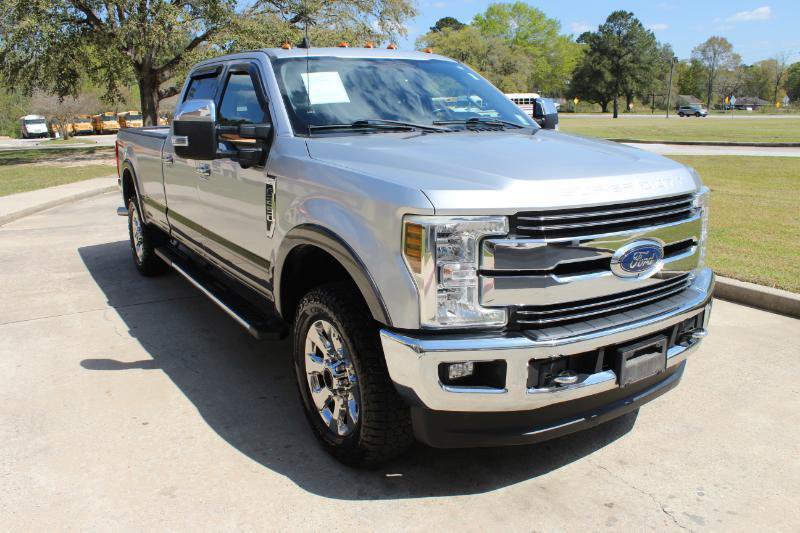 Used 2019 Ford F250 Lariat w/ Chrome Package AWD/4WD image 4
