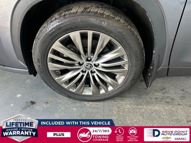 Used 2022 Toyota Highlander Limited AWD/4WD image 8