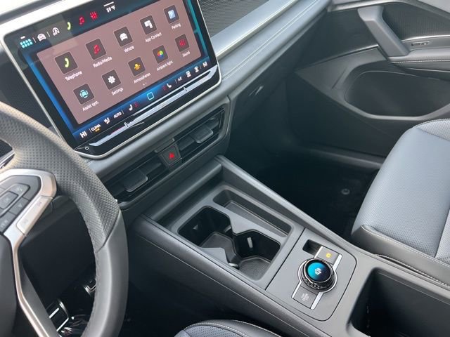 New 2026 Volkswagen Tiguan SE R-Line image 14