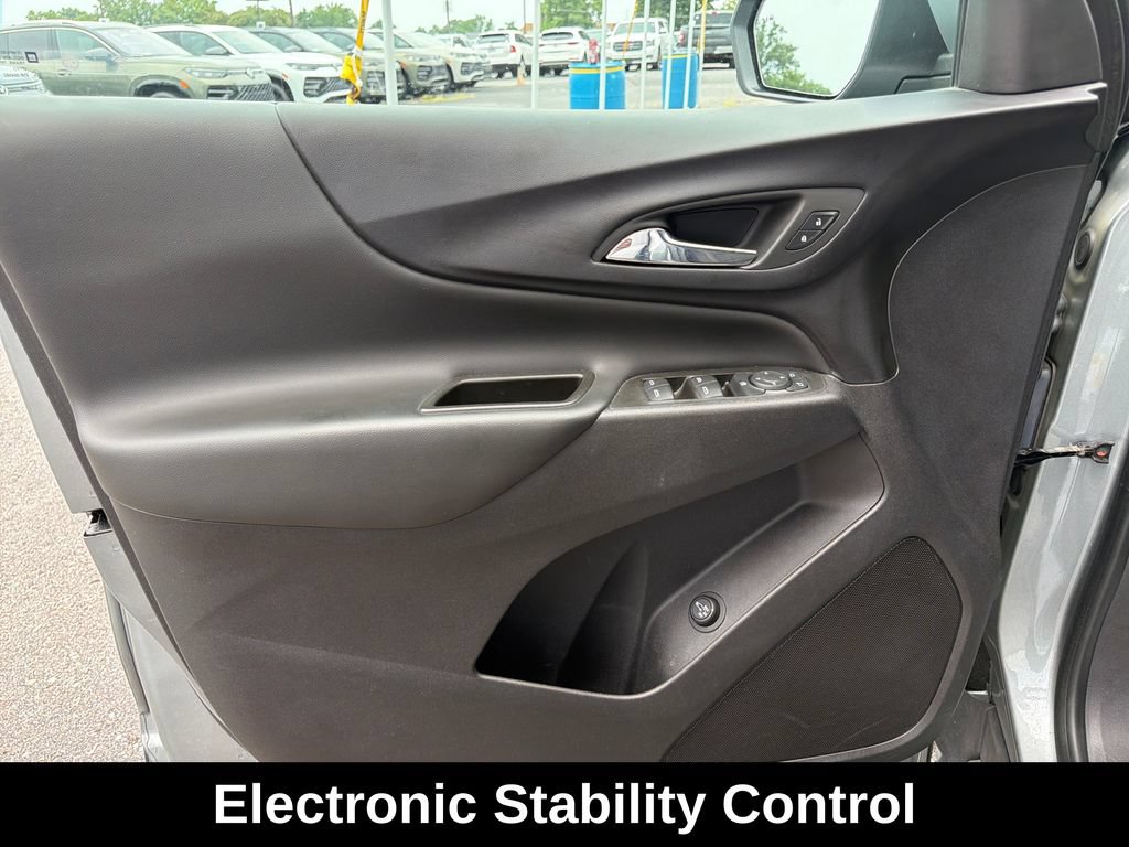 Used 2024 Chevrolet Equinox LT FWD image 12