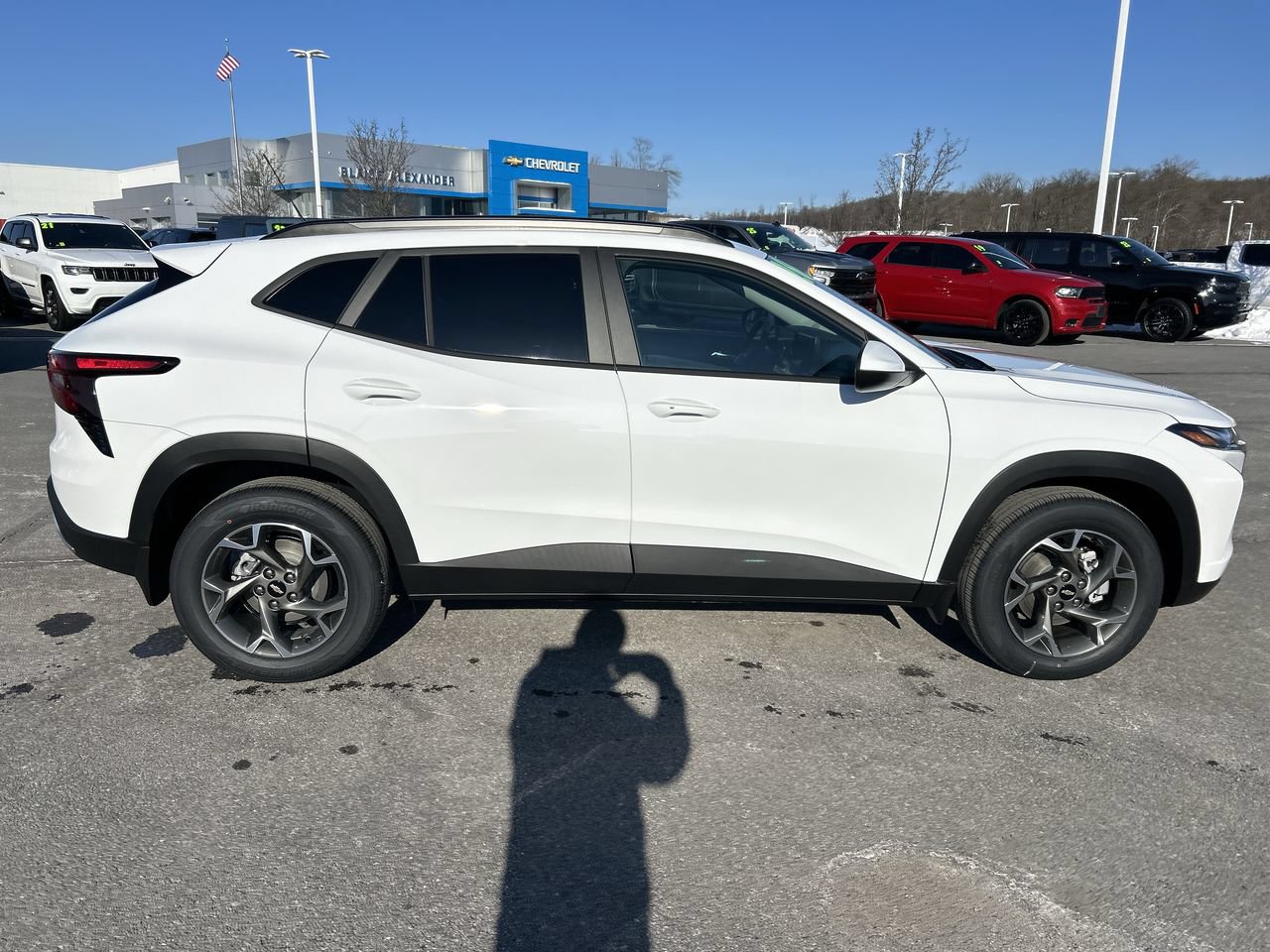 New 2026 Chevrolet Trax LT w/ Driver Confidence Package FWD image 8