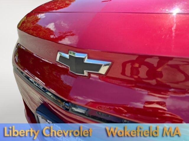 Used 2022 Chevrolet Bolt EUV Premier w/ Launch Edition FWD image 11