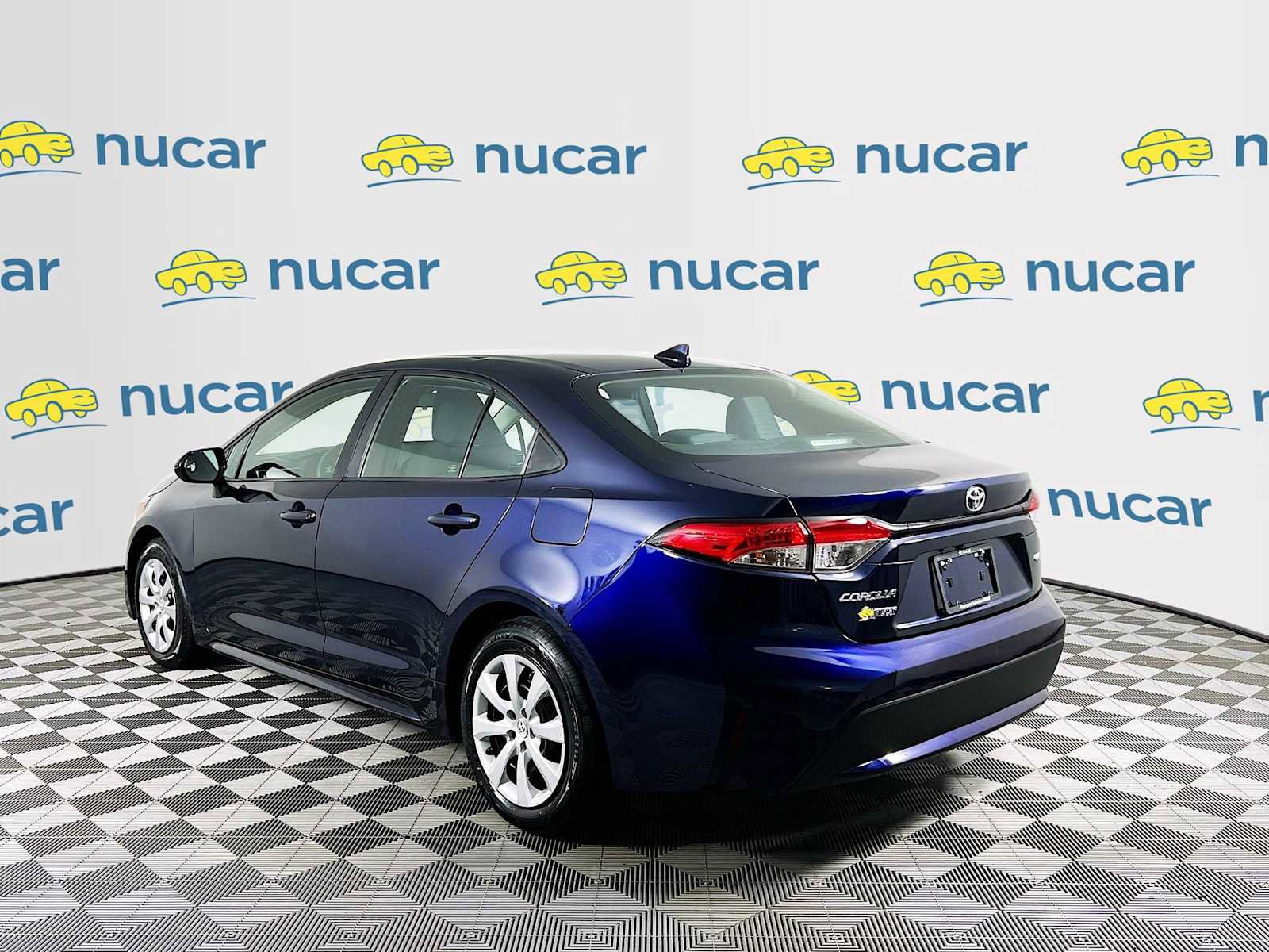 Used 2022 Toyota Corolla LE image 5