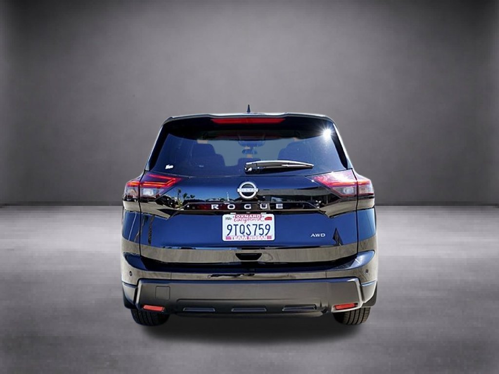 Used 2025 Nissan Rogue S AWD/4WD image 6