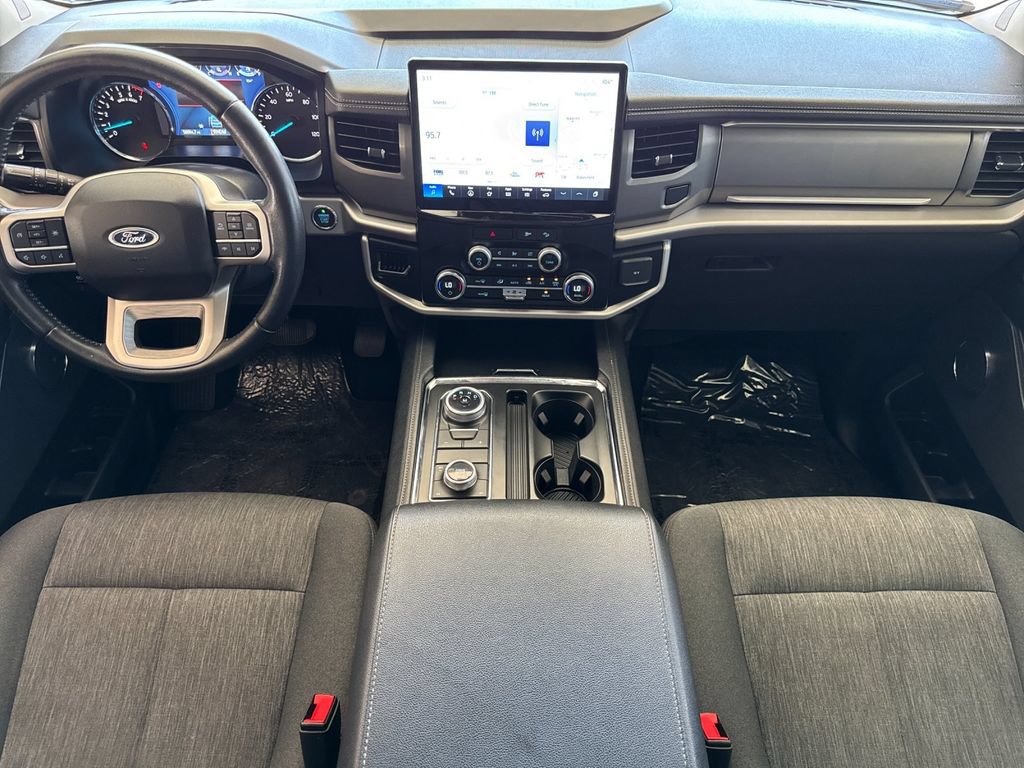 Used 2022 Ford Expedition XLT AWD/4WD image 12