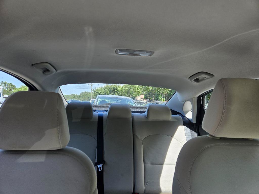 Used 2023 Kia Forte LXS FWD image 25