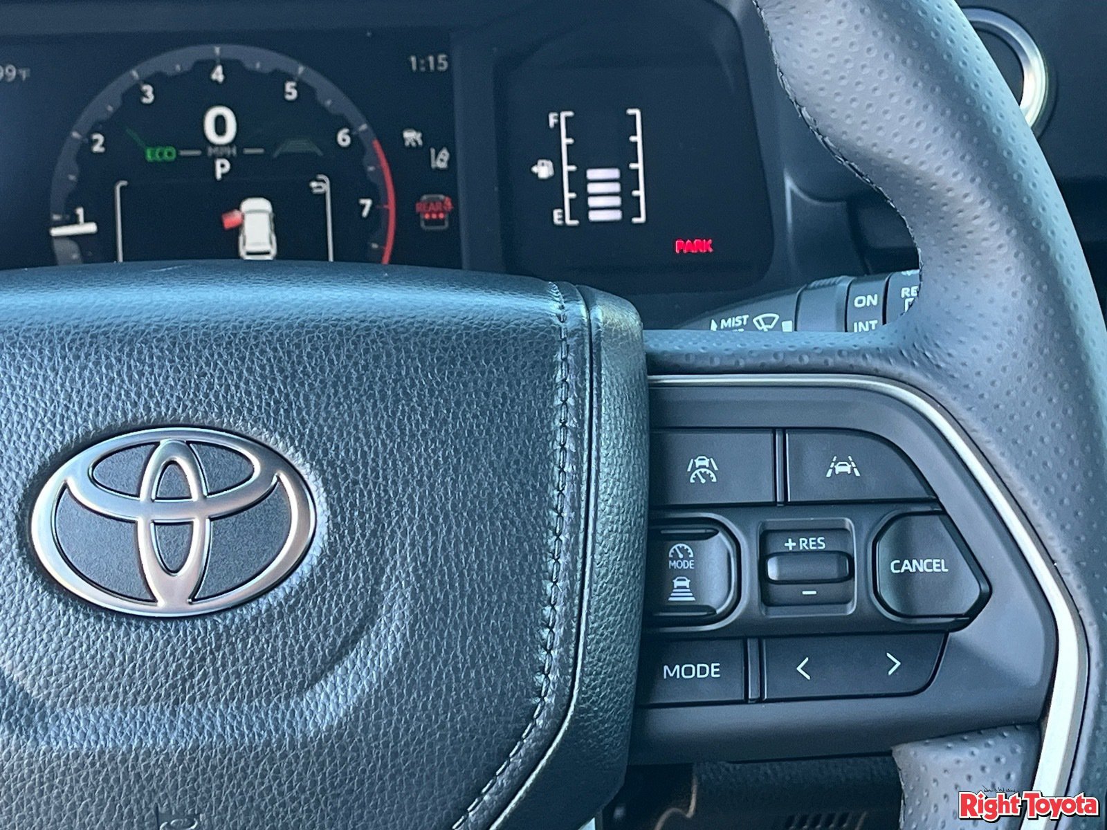 New 2026 Toyota 4Runner SR5 AWD/4WD image 21