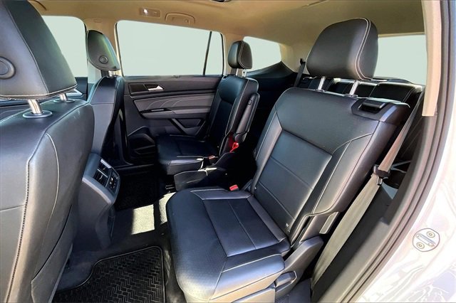Used 2022 Volkswagen Atlas SE image 28