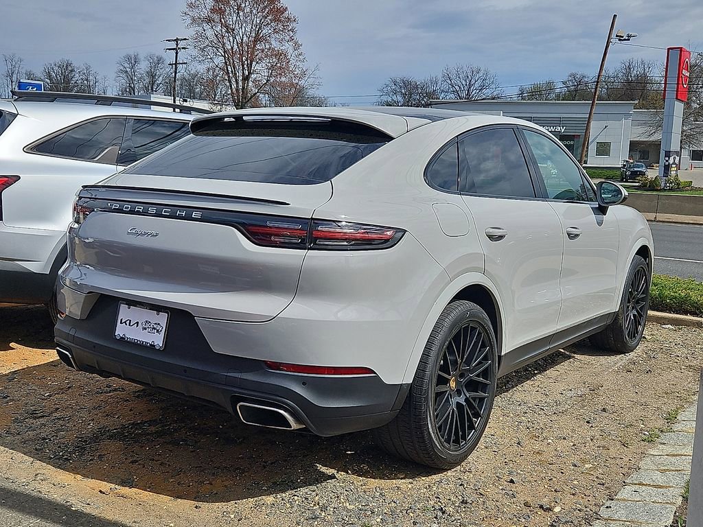 Used 2020 Porsche Cayenne image 6