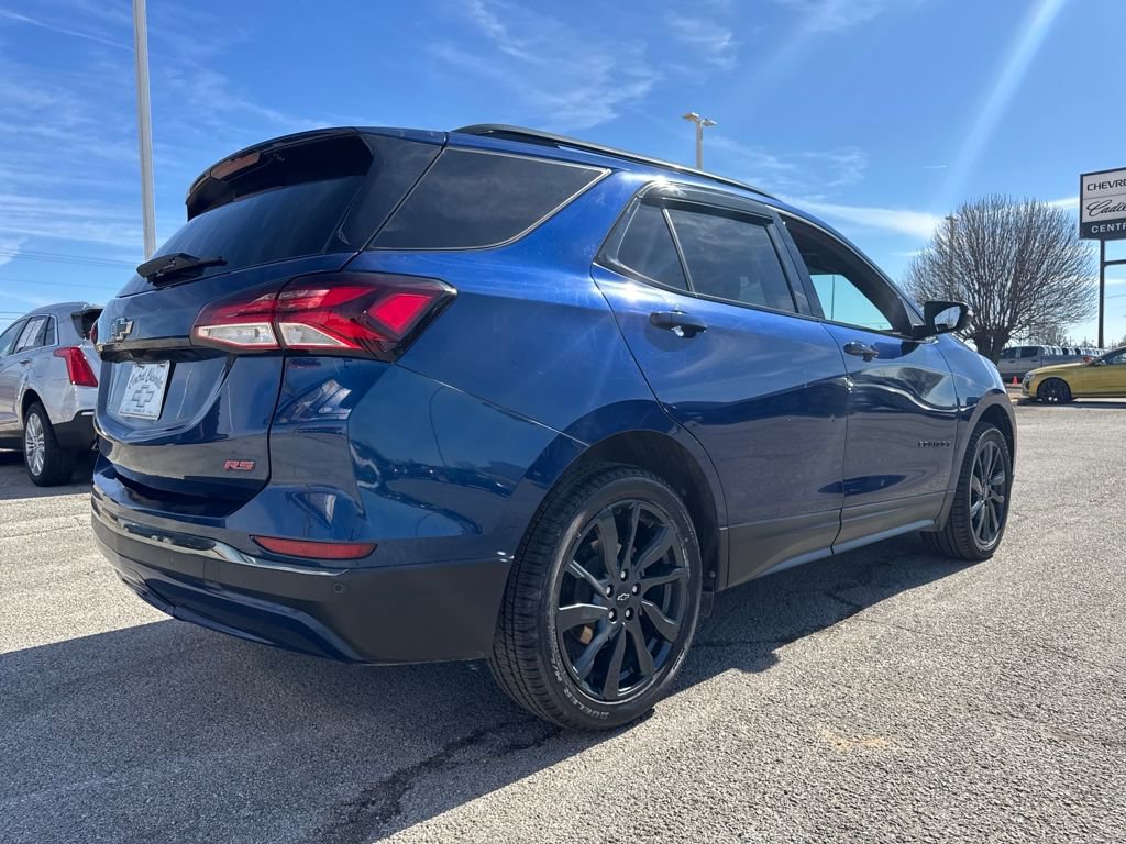 Used 2022 Chevrolet Equinox RS w/ RS Leather Package image 8