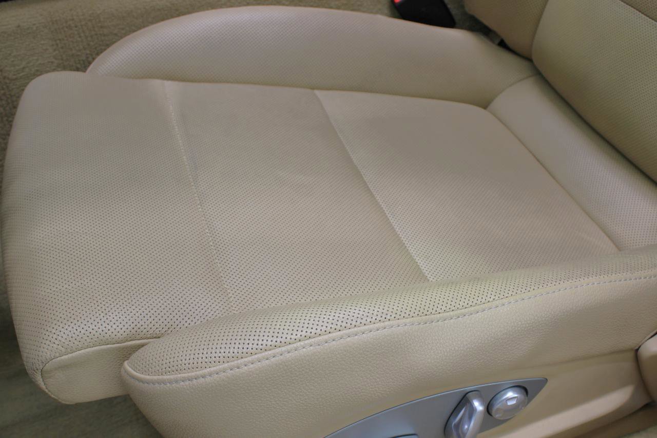 Used 2014 Porsche Panamera S image 36