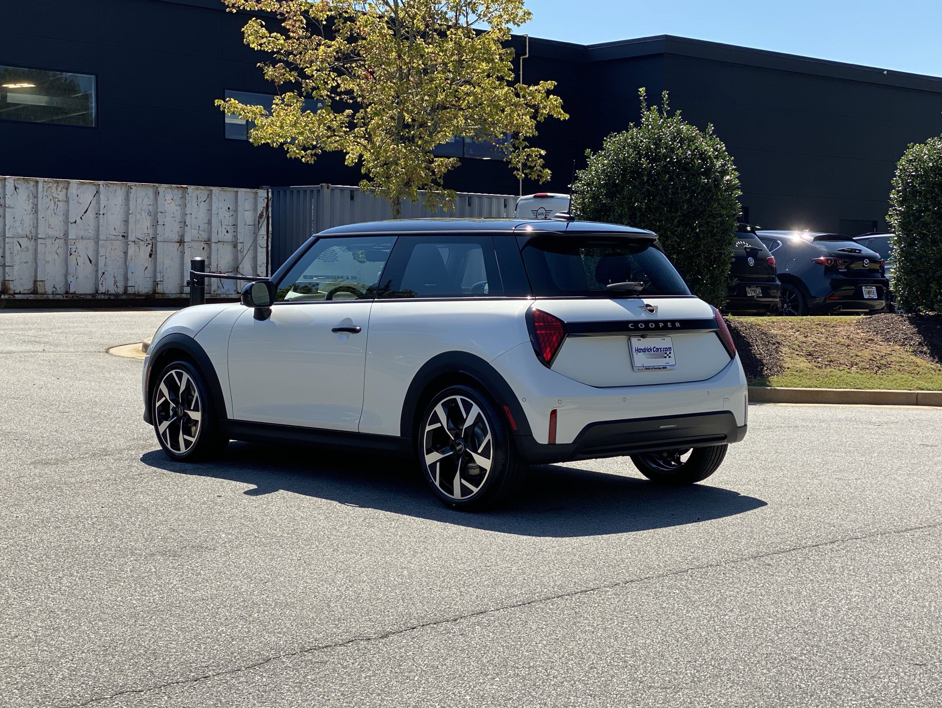 Used 2026 MINI Cooper 2-Door Hardtop FWD image 14
