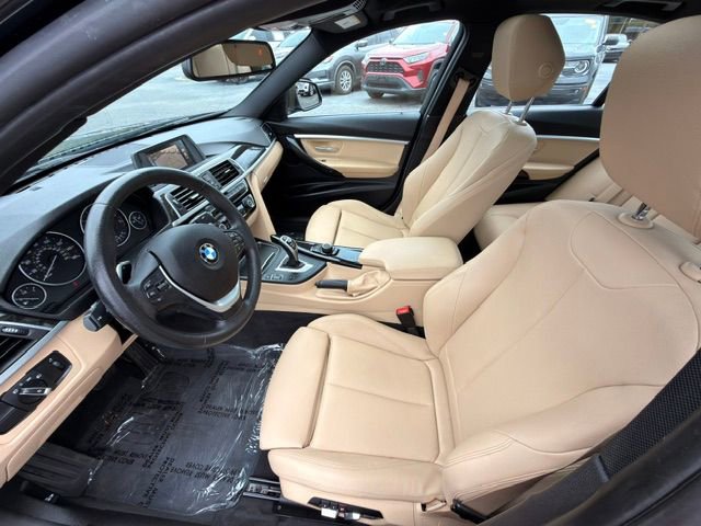 Used 2017 BMW 330i Sedan RWD image 6