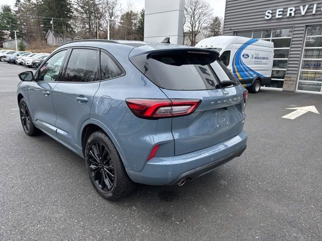 Used 2023 Ford Escape ST-Line Elite w/ Premium Technology Package AWD/4WD image 7