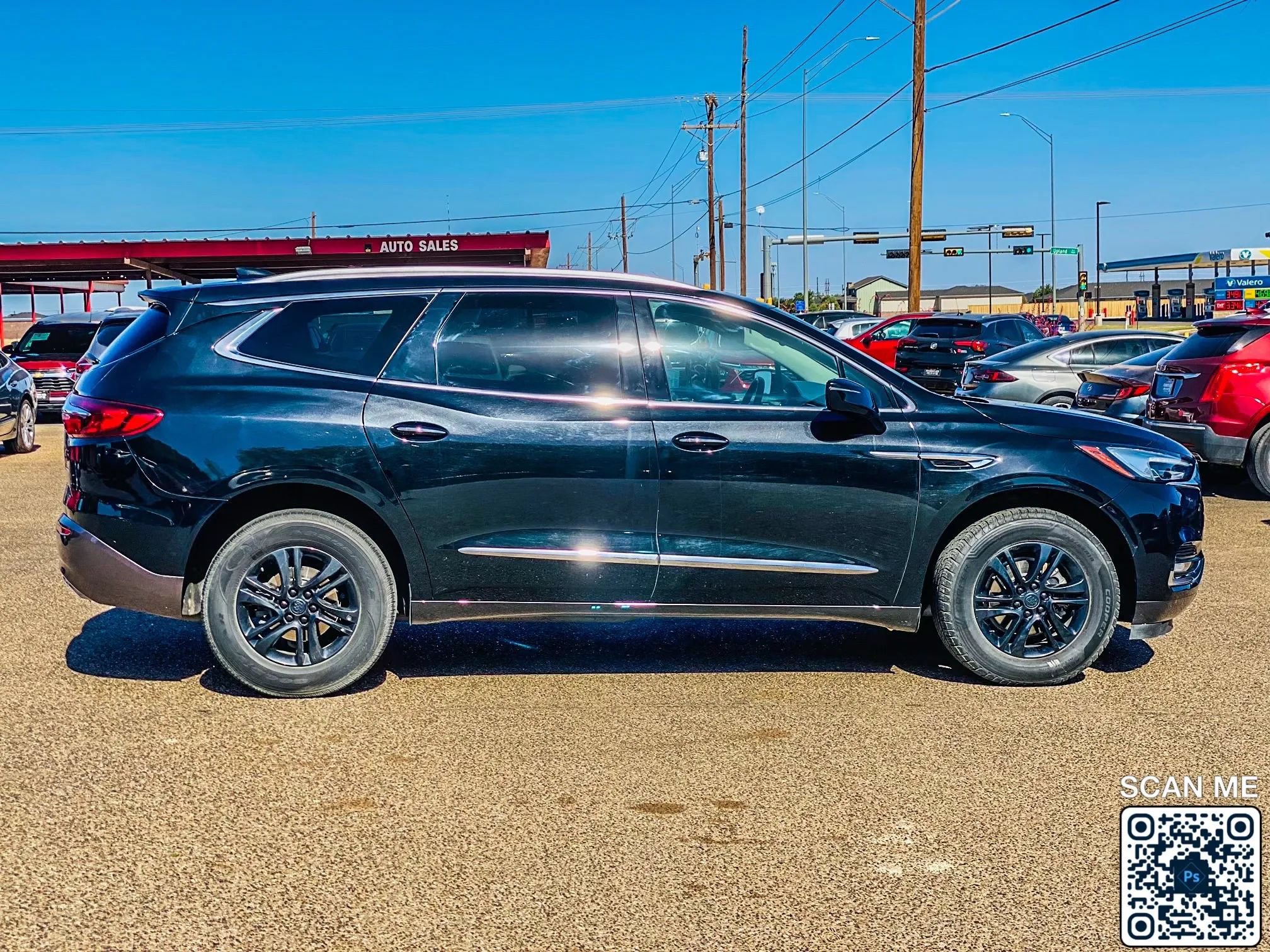 Used 2021 Buick Enclave Essence w/ Sound and Sites Package FWD image 9