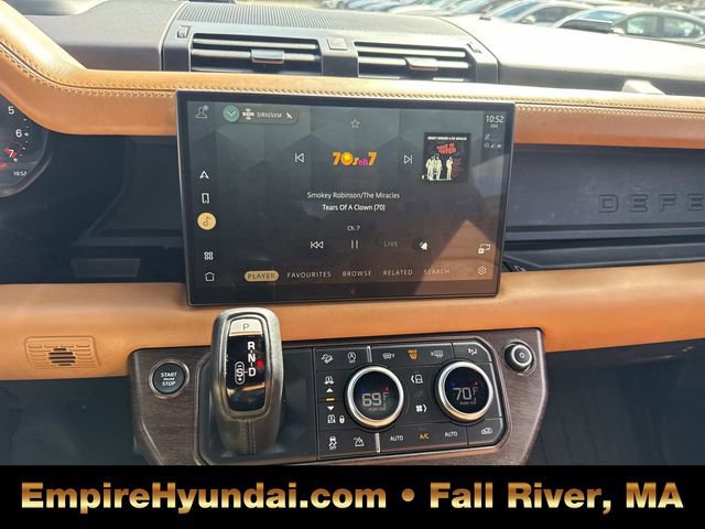 Used 2024 Land Rover Defender 110 V8 image 21