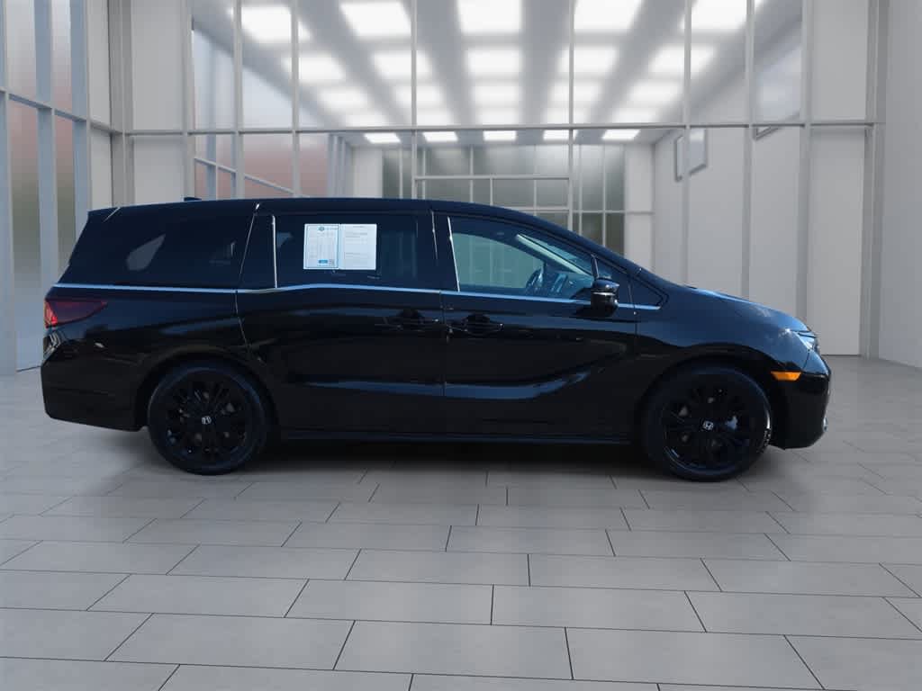 Certified 2025 Honda Odyssey Sport-L image 2