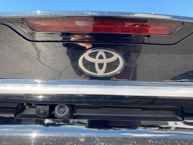 New 2025 Toyota Prius Plug-In Hybrid FWD image 16