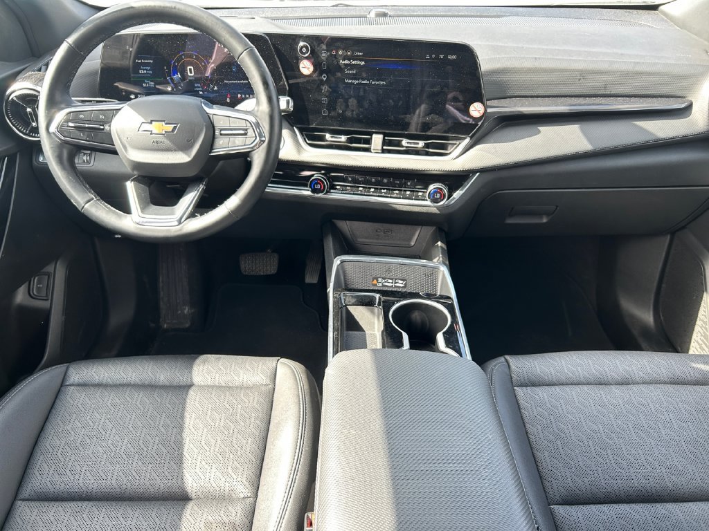 Used 2025 Chevrolet Equinox LT w/ Convenience Package II AWD/4WD image 17