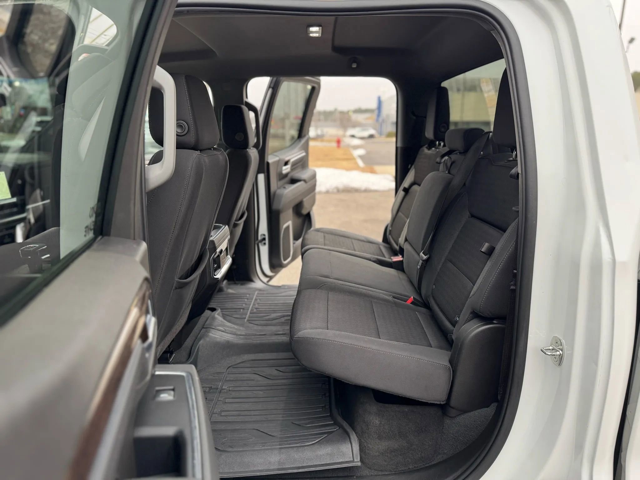 Used 2022 GMC Sierra 1500 Elevation w/ LPO, Elevation Black Package image 14