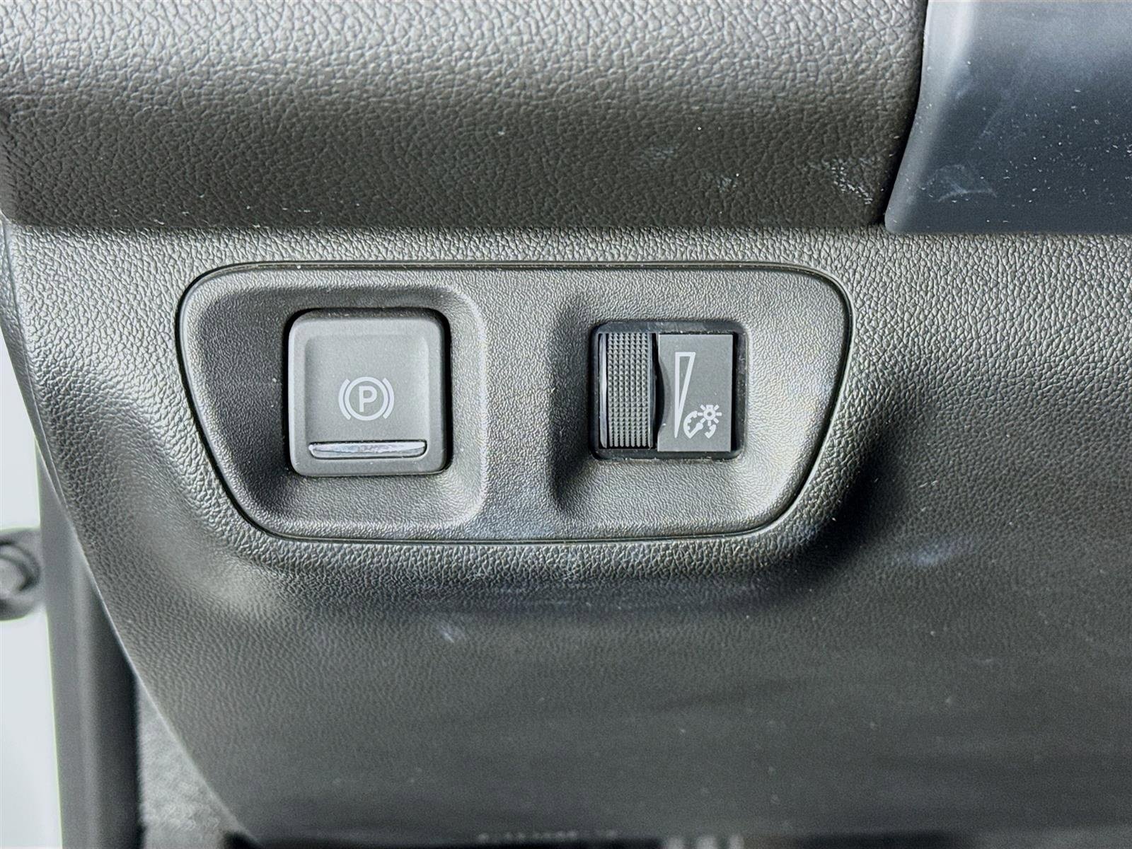 Certified 2023 GMC Acadia AT4 w/ Trailering Package image 10