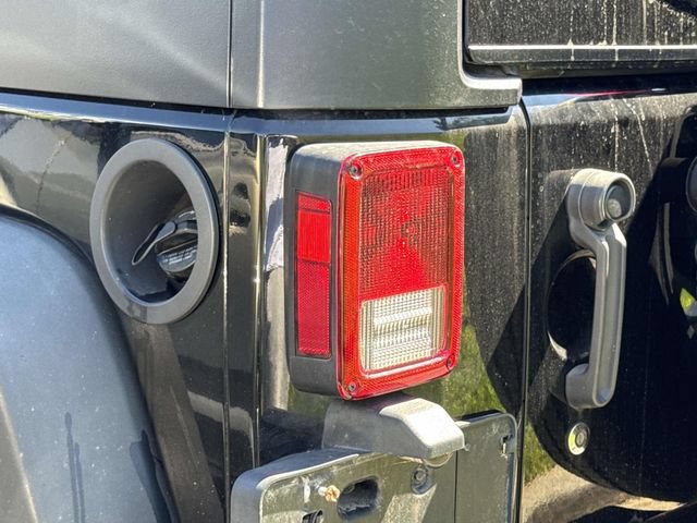 Used 2016 Jeep Wrangler Sport w/ Quick Order Package 24S AWD/4WD image 9