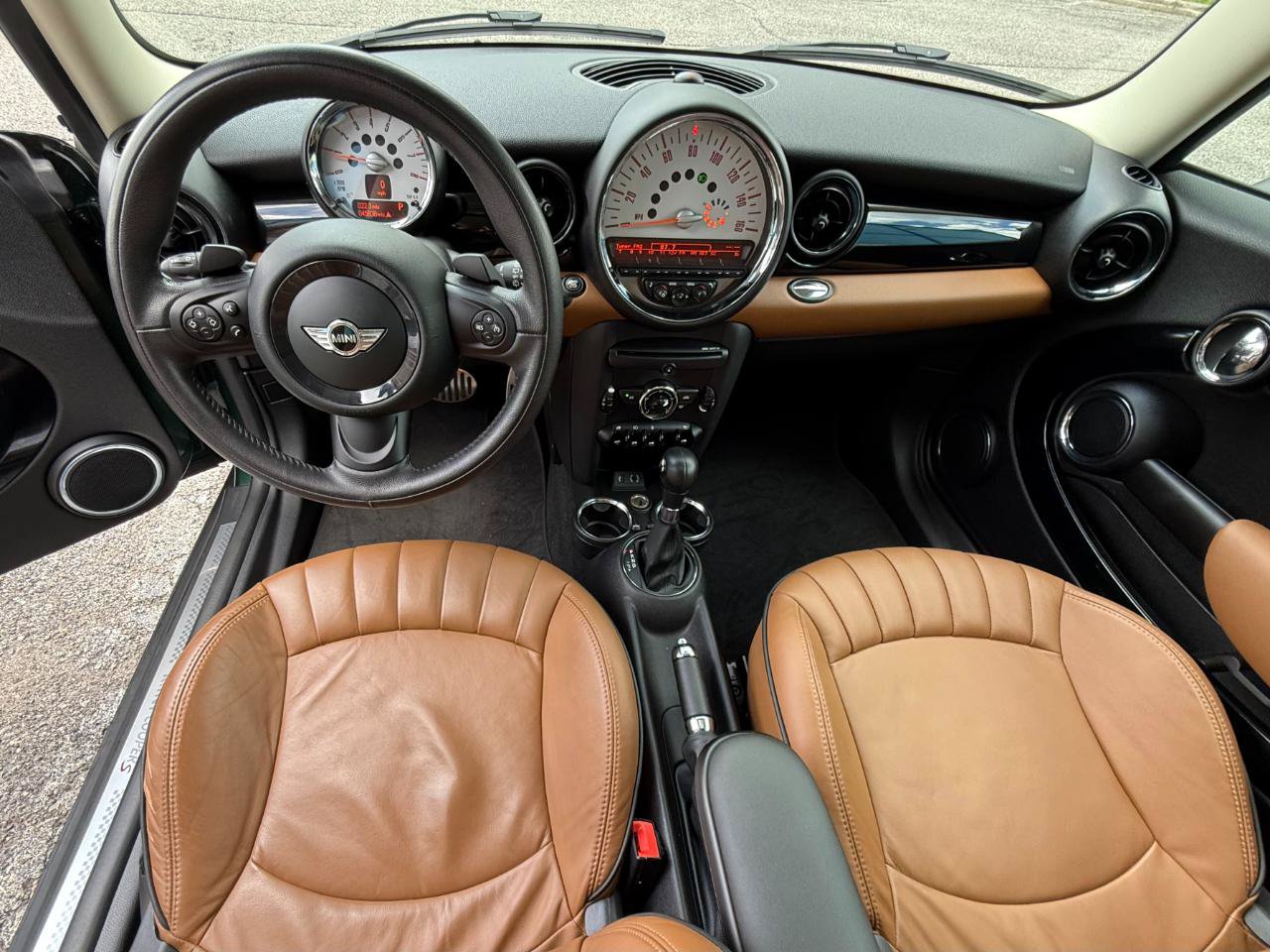 Used 2014 MINI Cooper Clubman S FWD image 8