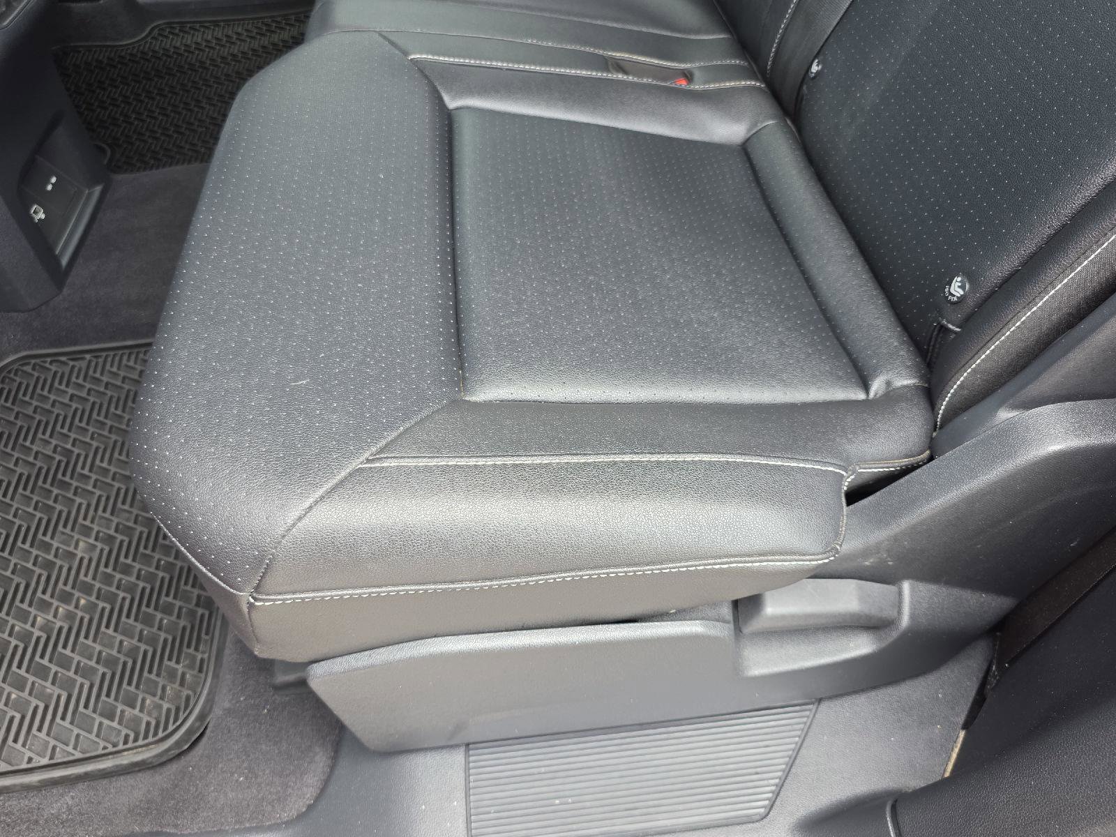 Used 2020 Volkswagen Atlas Cross Sport SEL image 32