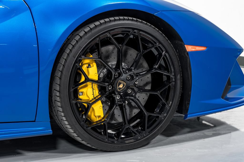 Used 2023 Lamborghini Huracan EVO AWD/4WD image 52