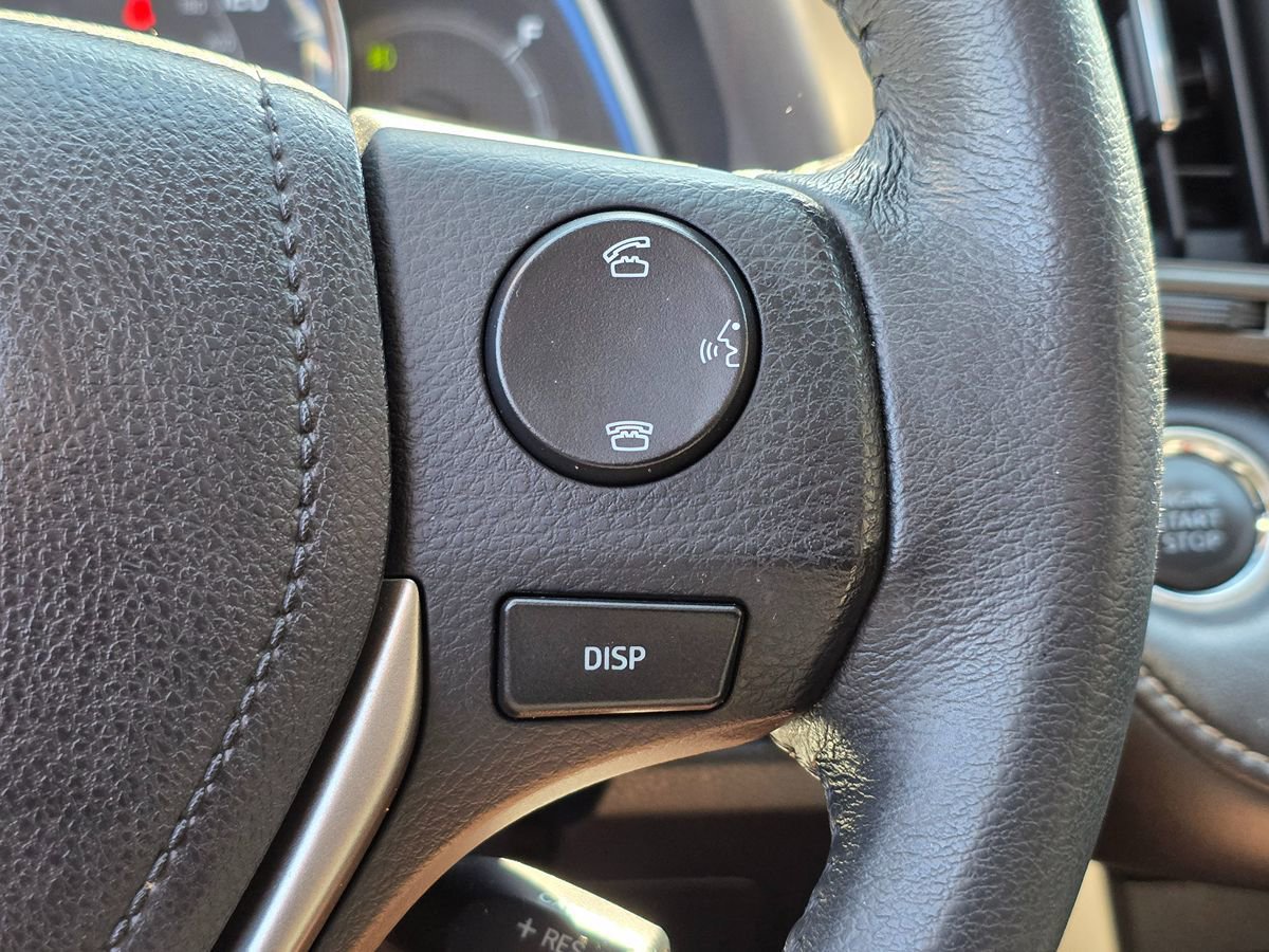 Used 2015 Toyota RAV4 Limited image 29