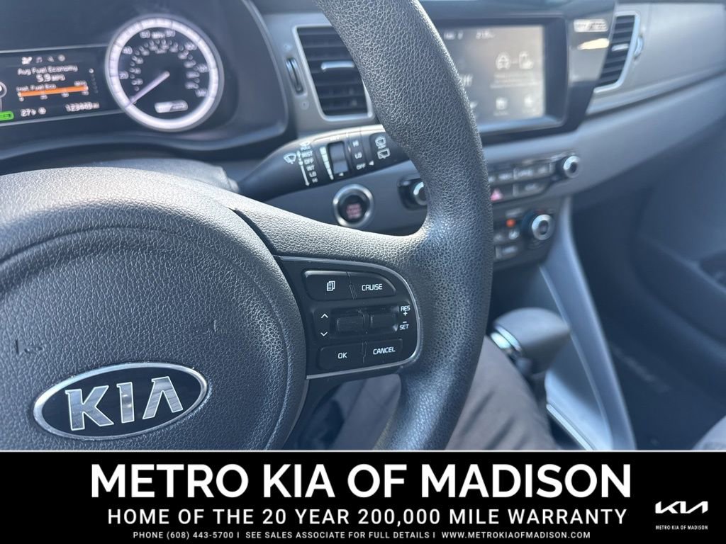 Used 2019 Kia Niro LX image 19
