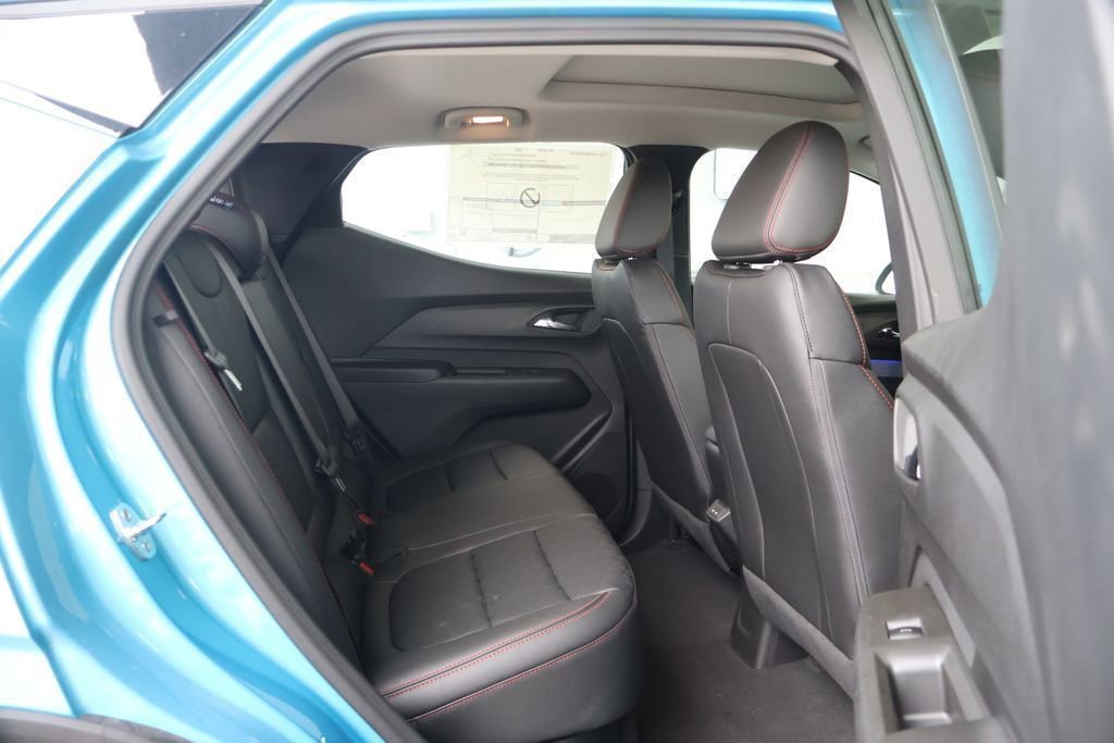 New 2027 Chevrolet Bolt RS w/ Technology Package image 33