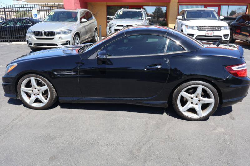 Used 2013 Mercedes-Benz SLK 250 w/ Premium I Pkg image 4