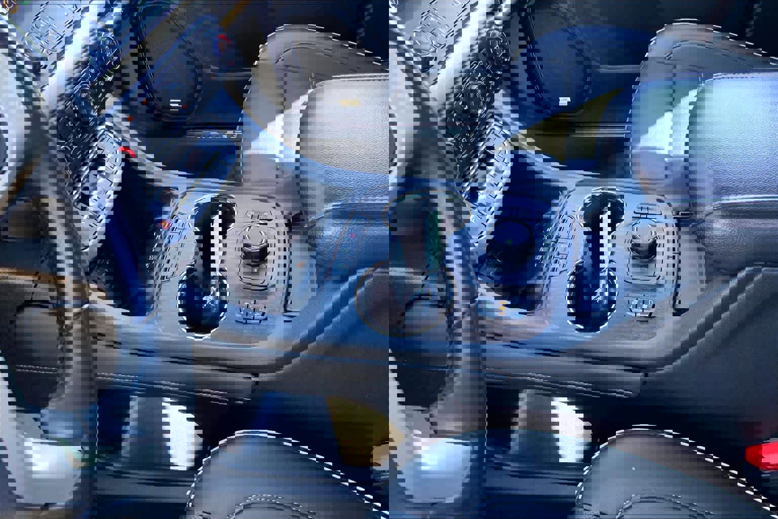 Certified 2022 GMC Acadia Denali w/ Denali Technology Package image 12