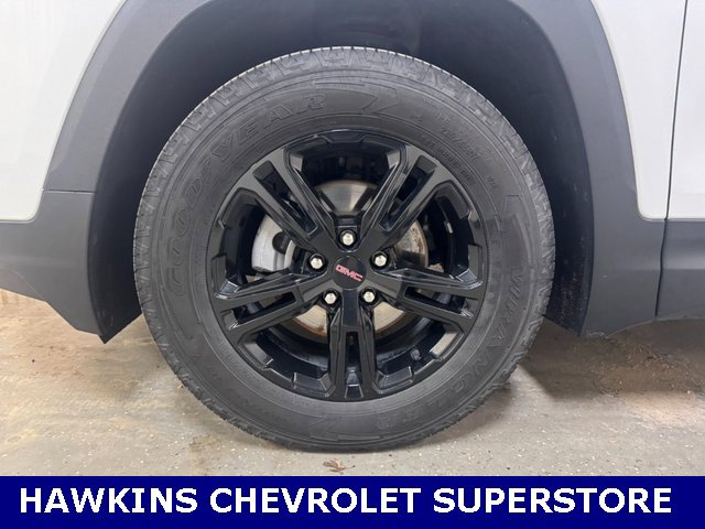 Used 2024 GMC Terrain AT4 image 40