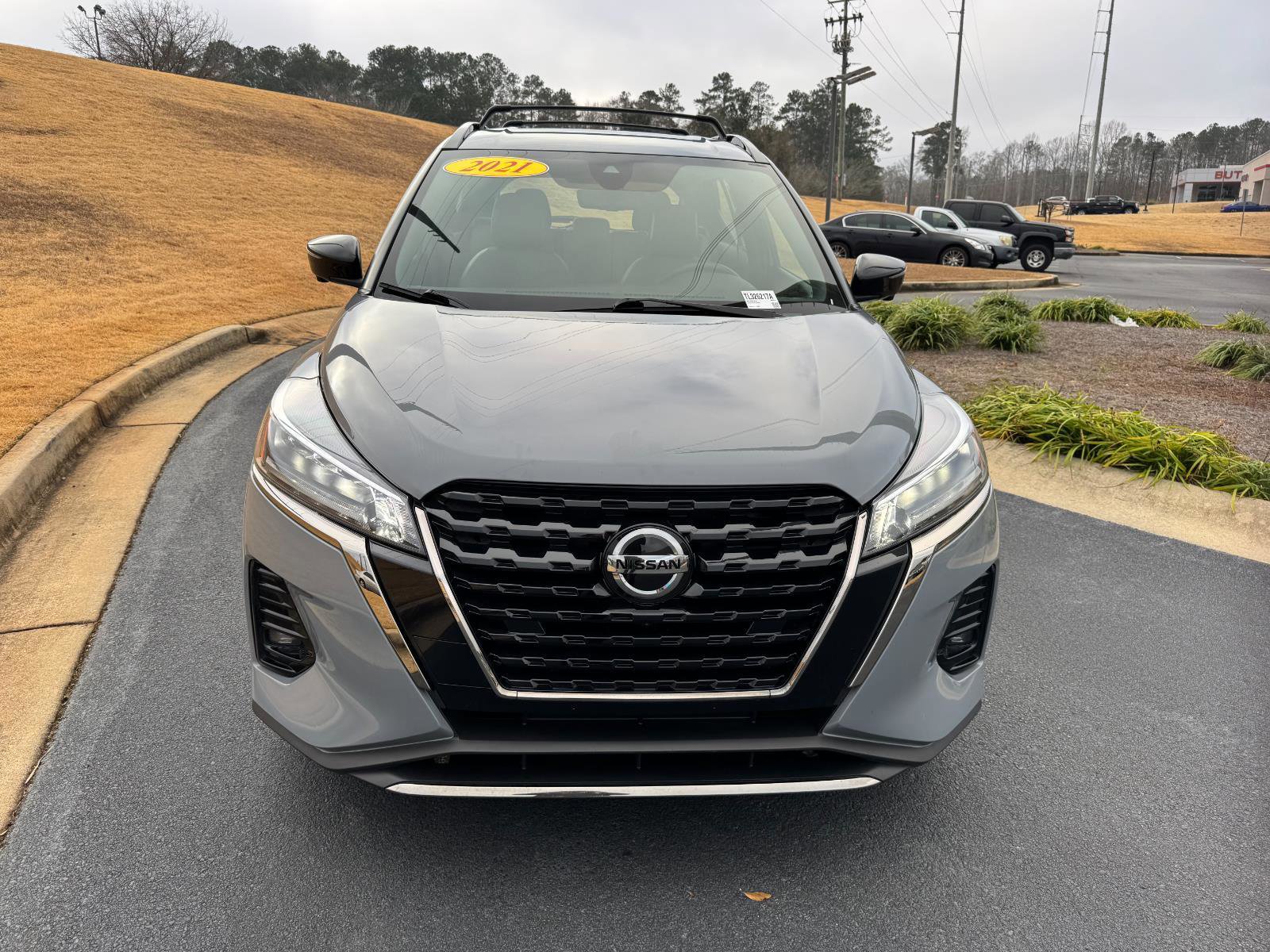 Used 2021 Nissan Kicks SR w/ SR Premium Package image 7