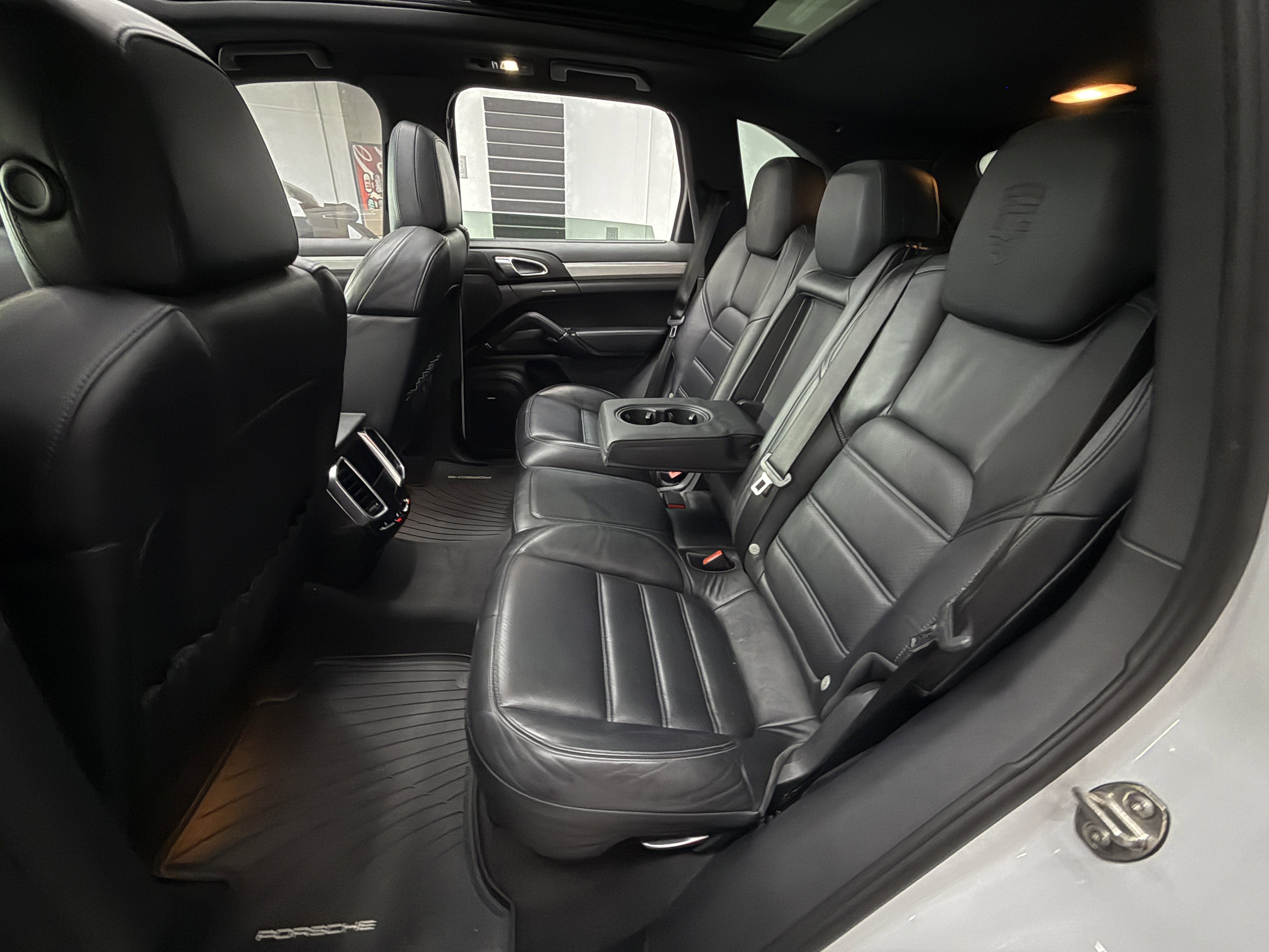 Used 2012 Porsche Cayenne AWD/4WD image 25