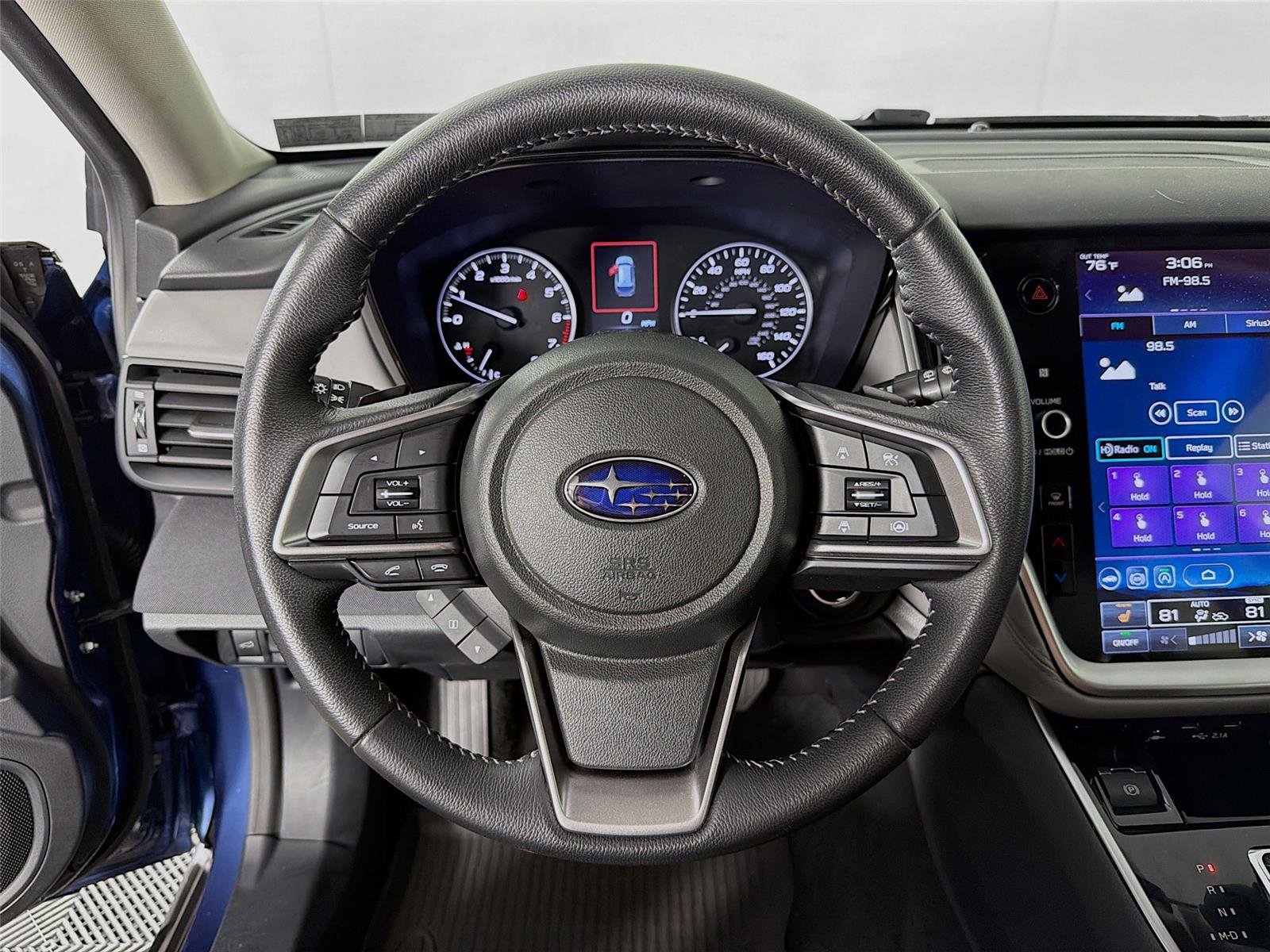 Used 2020 Subaru Outback Premium image 12