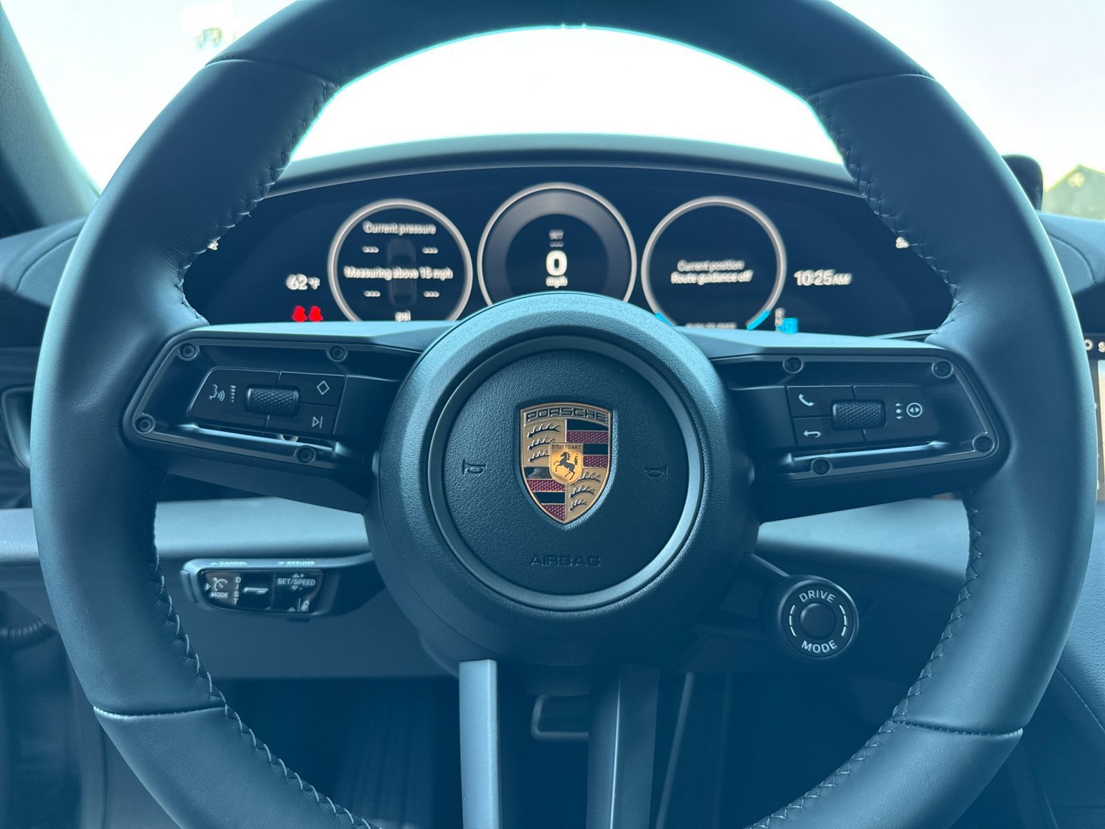 New 2026 Porsche Taycan 4S AWD/4WD image 27
