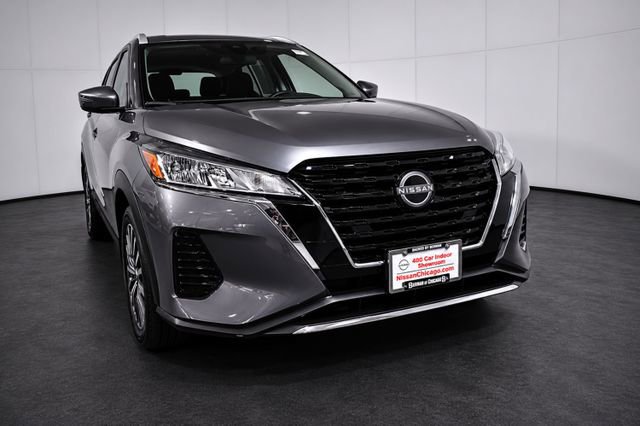 Certified 2023 Nissan Kicks SV FWD image 3