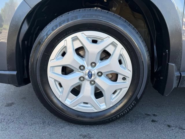 Used 2023 Subaru Forester AWD/4WD image 25