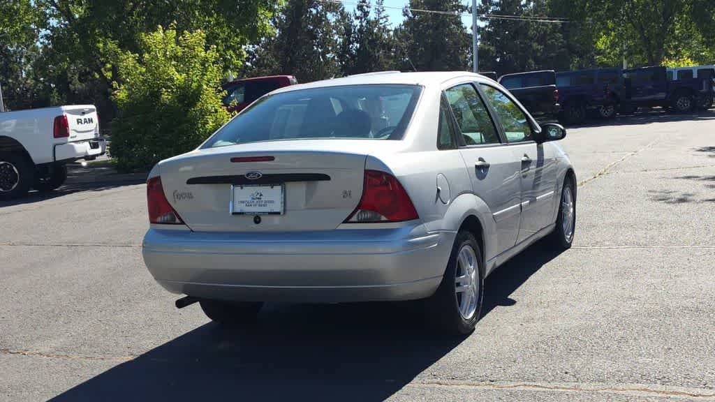 Used 2003 Ford Focus SE FWD image 8