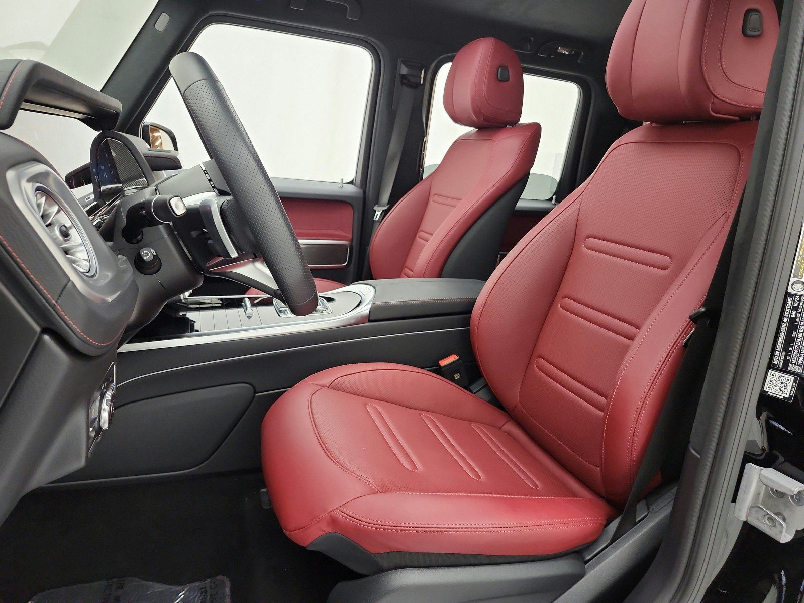 Used 2025 Mercedes-Benz G 550 image 13